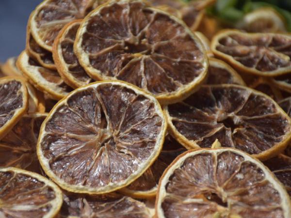 قیمت عمده انواع لیمو عمانی